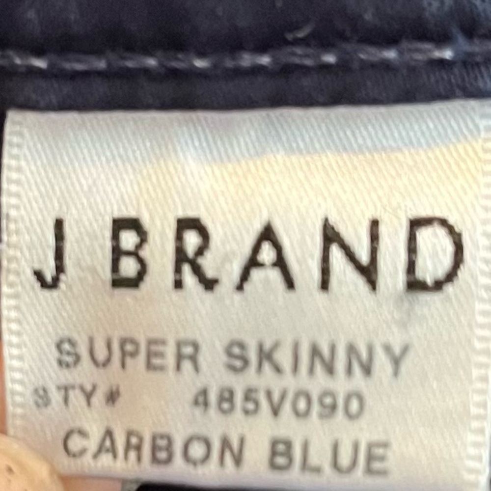 J Brand Super Skinny Jean in Carbon Blue 28 - Picture 6 of 7